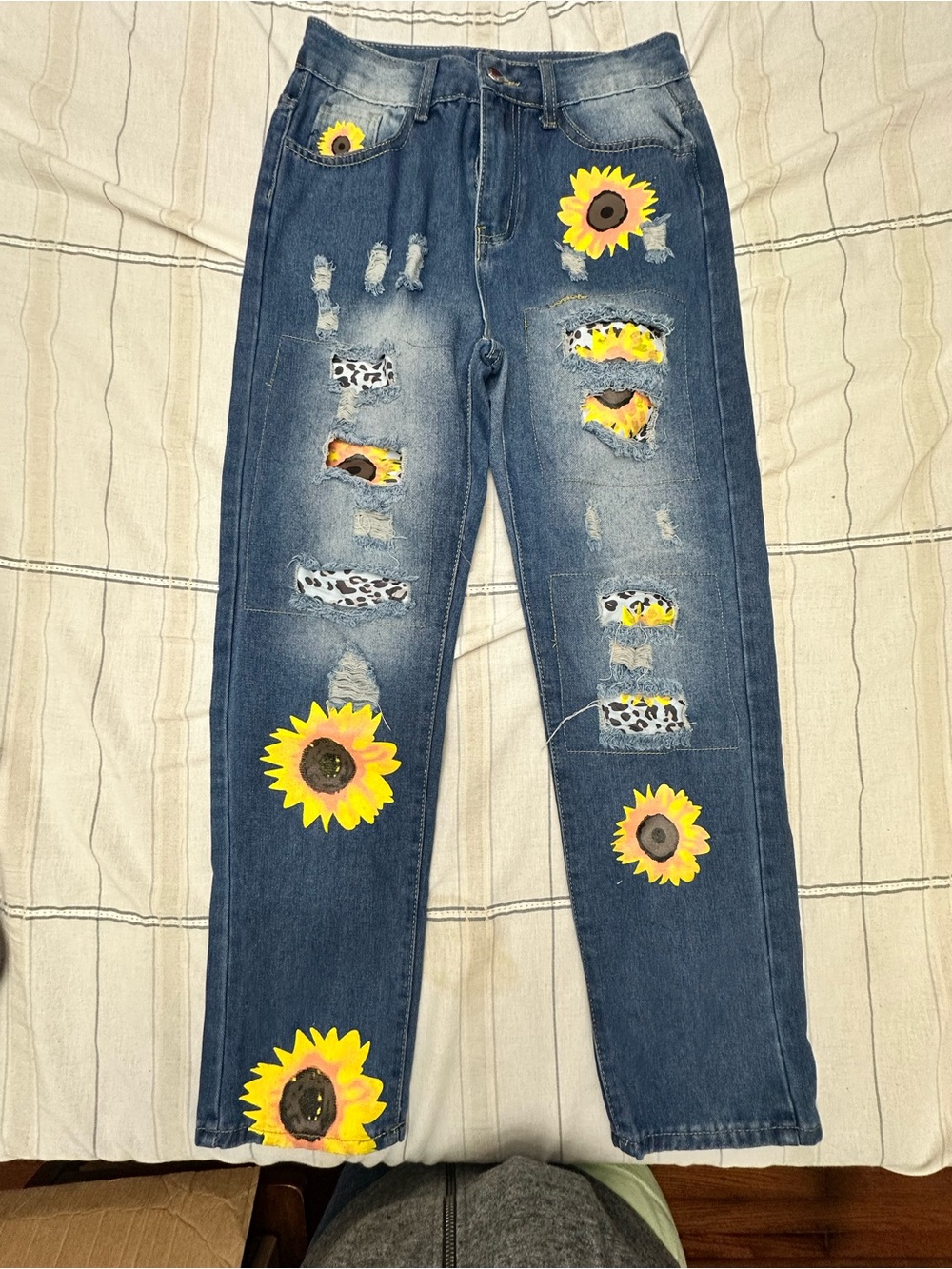 Sunflower Patch Distressed Skinny Jeans - Blue